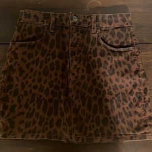 Reformation leopard print jean skirt. Size 27
